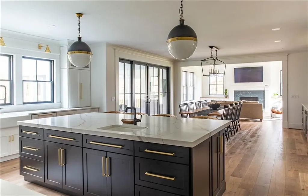 4 Amore Lane East Greenwich RI 02818