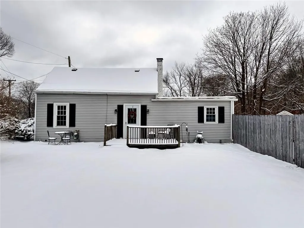 389 Palmer Avenue Warwick RI 02889