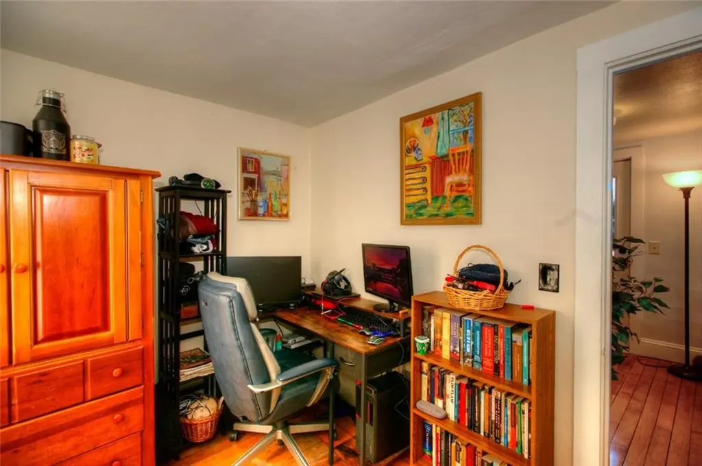 389 Palmer Avenue Warwick RI 02889