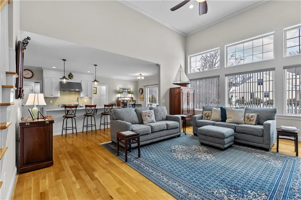49 Walley Street Bristol RI 02809