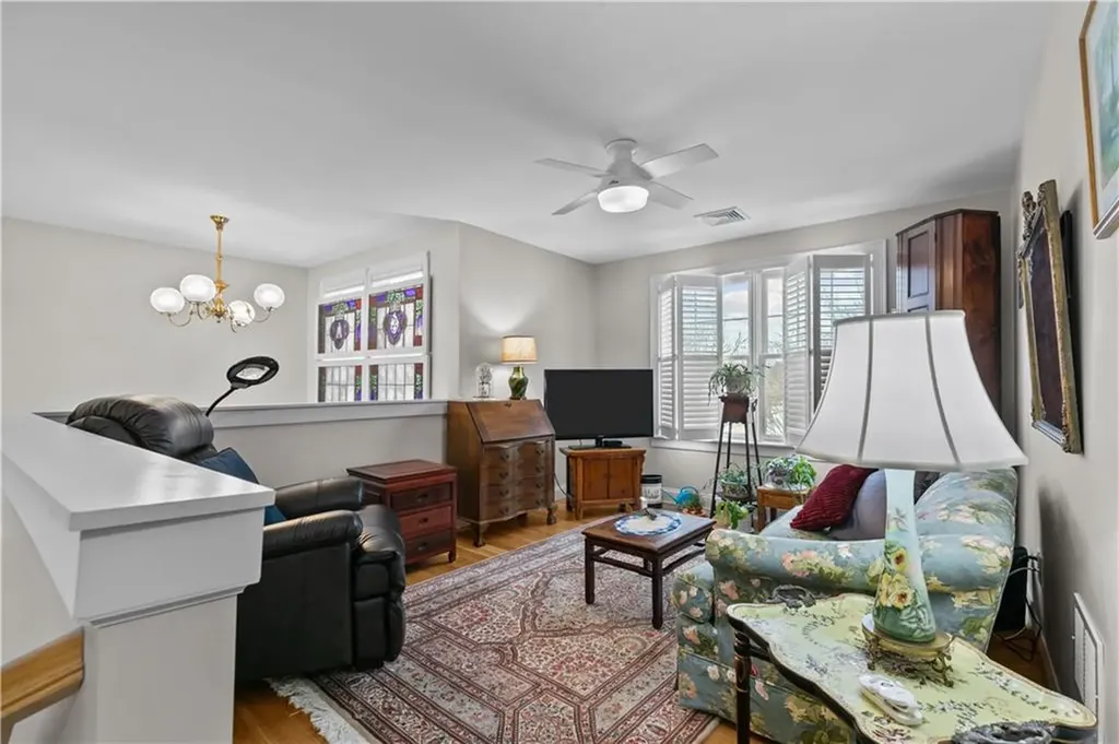 49 Walley Street Bristol RI 02809