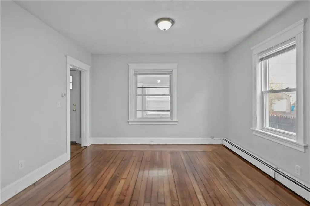 493 Grand Avenue Pawtucket RI 02861