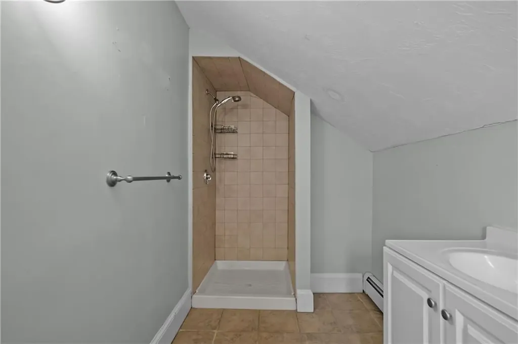 493 Grand Avenue Pawtucket RI 02861