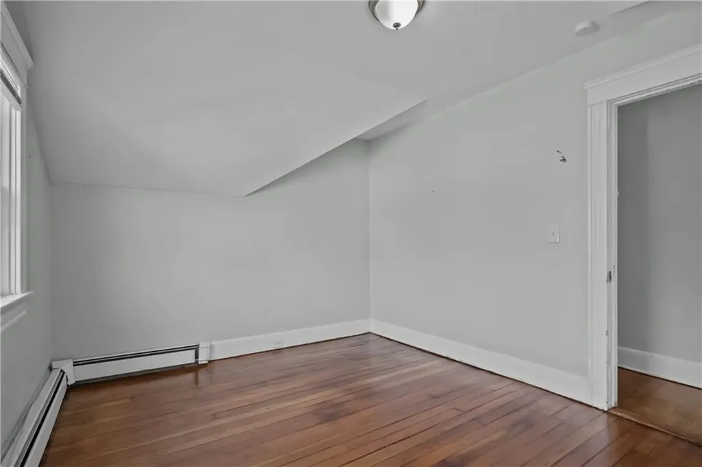 493 Grand Avenue Pawtucket RI 02861