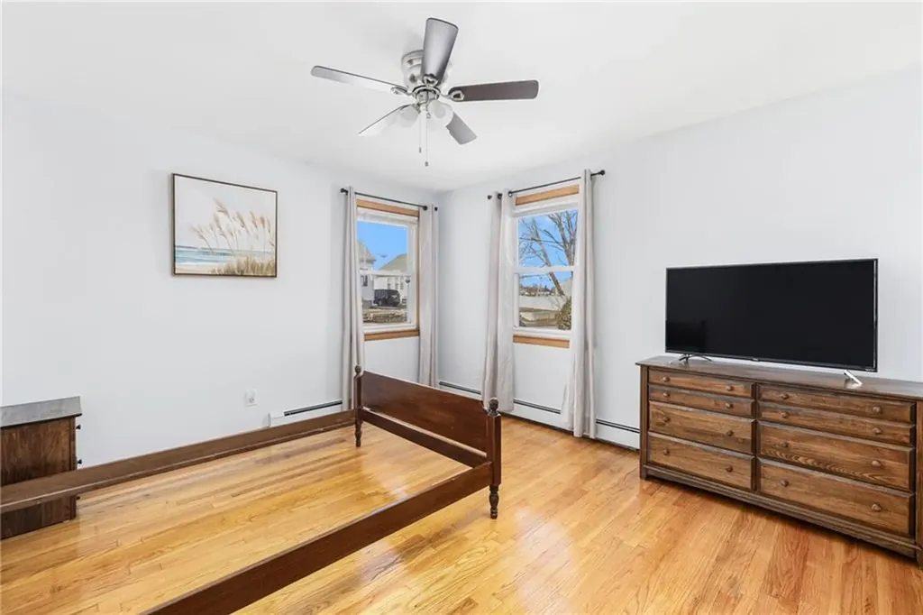 83 King Philip Street Providence RI 02909