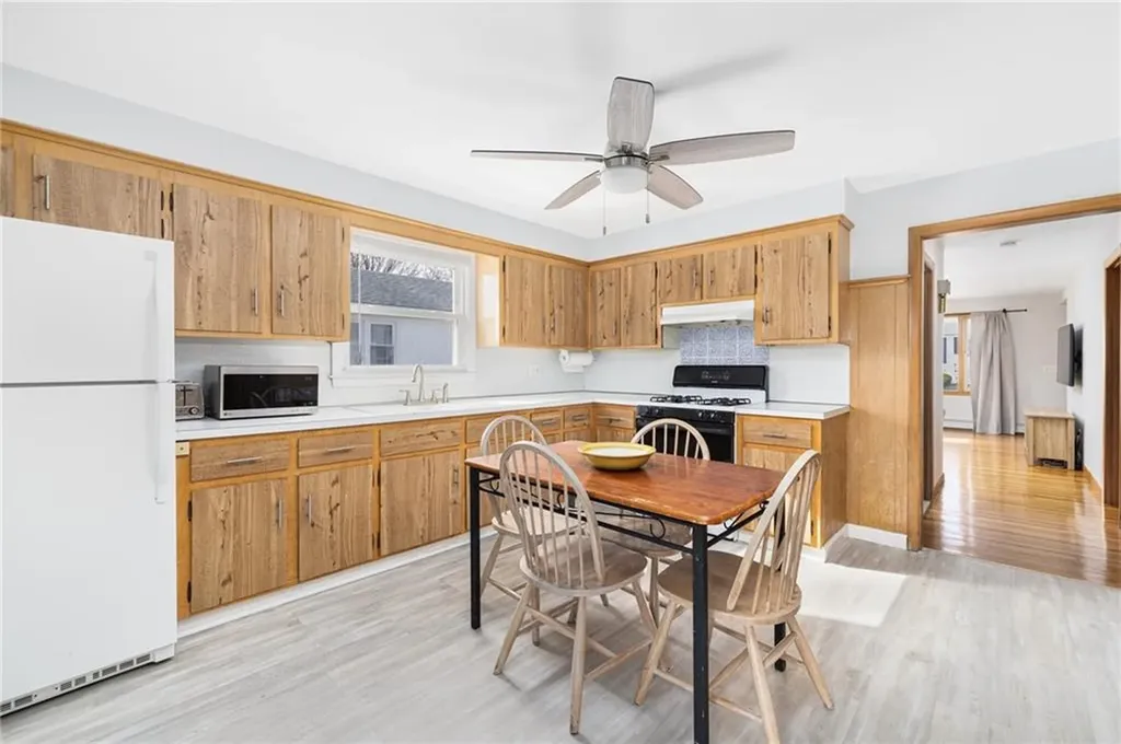 83 King Philip Street Providence RI 02909