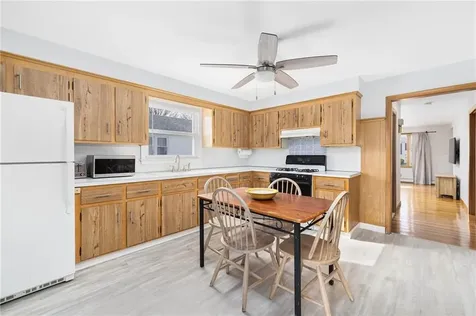 83 King Philip Street Providence RI 02909