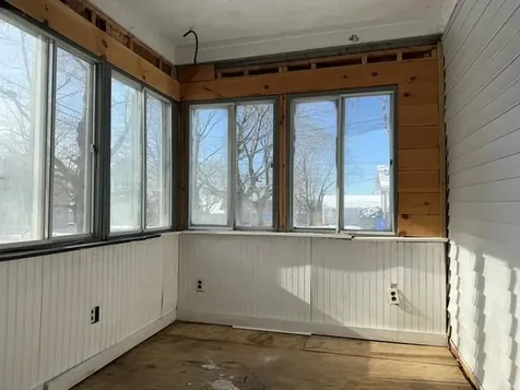 15 Chace Avenue Warren RI 02885