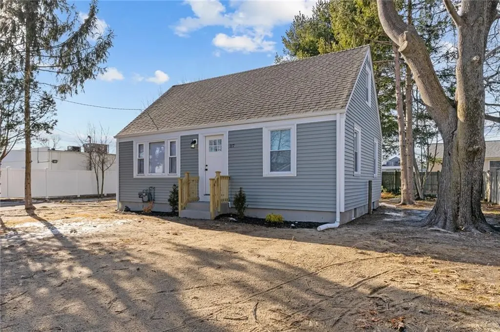 117 Kenneth Avenue Warwick RI 02889