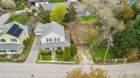 1021 Anthony Road Portsmouth RI 02871