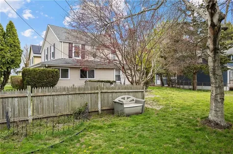 1021 Anthony Road Portsmouth RI 02871