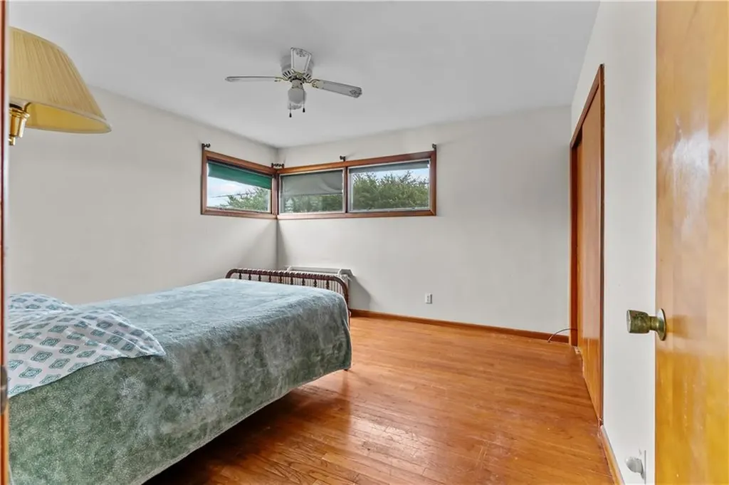 218 Bristol Ferry Road Portsmouth RI 02871