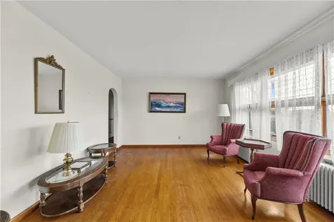 218 Bristol Ferry Road Portsmouth RI 02871