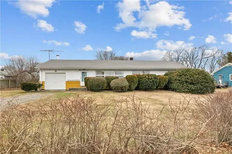 218 Bristol Ferry Road Portsmouth RI 02871