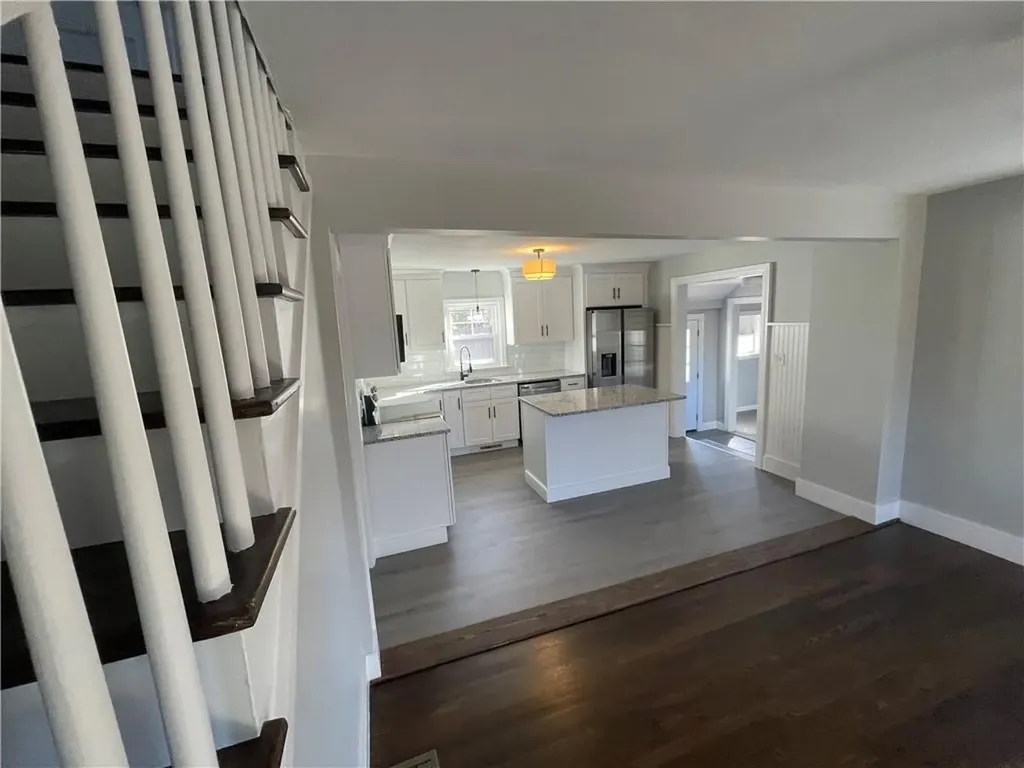 52 Buell Avenue North Smithfield RI 02896