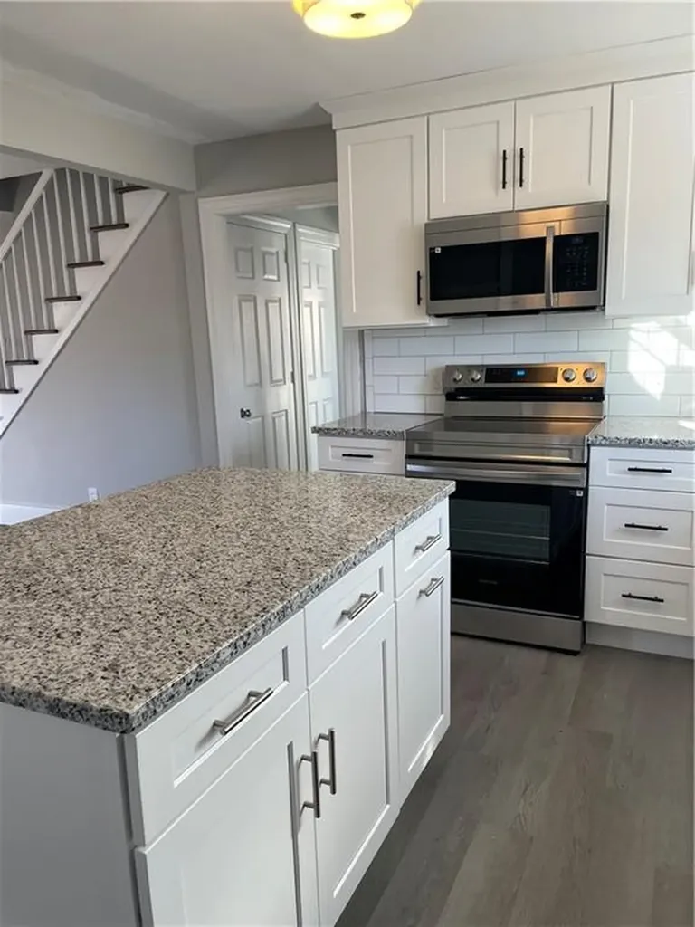 52 Buell Avenue North Smithfield RI 02896