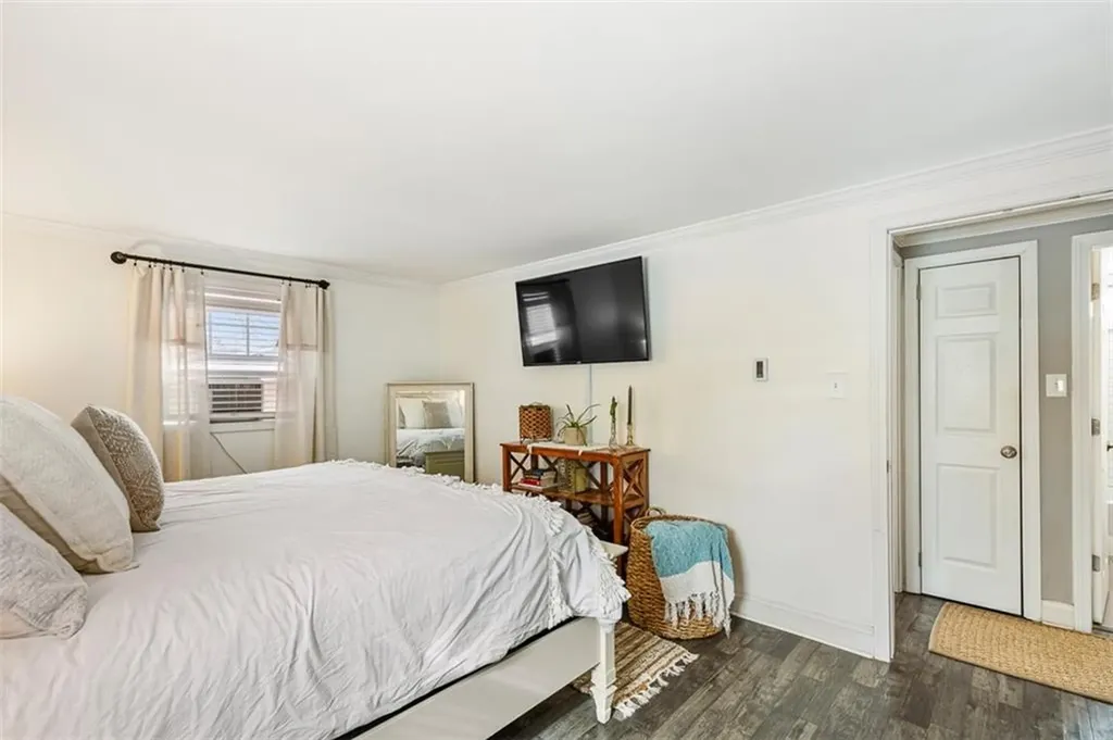 80 Leger Lane Tiverton RI 02878