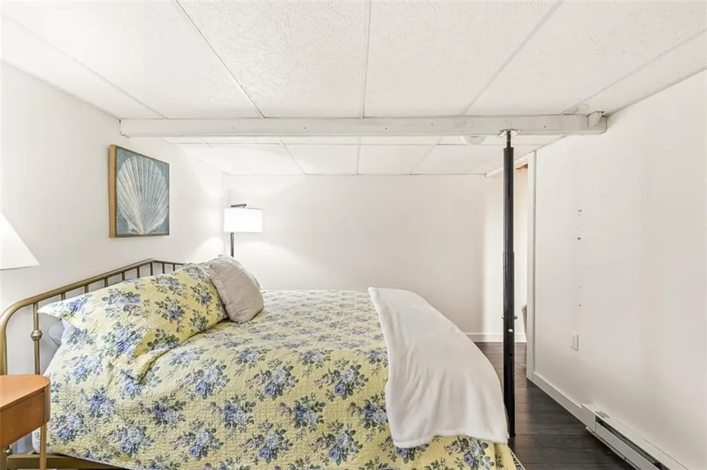 80 Leger Lane Tiverton RI 02878