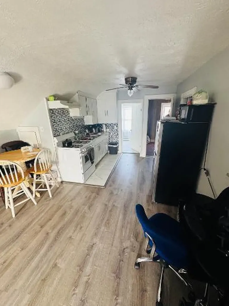 989 Mendon Road Cumberland RI 02864
