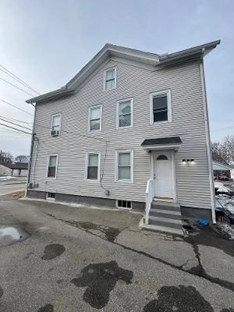 989 Mendon Road Cumberland RI 02864