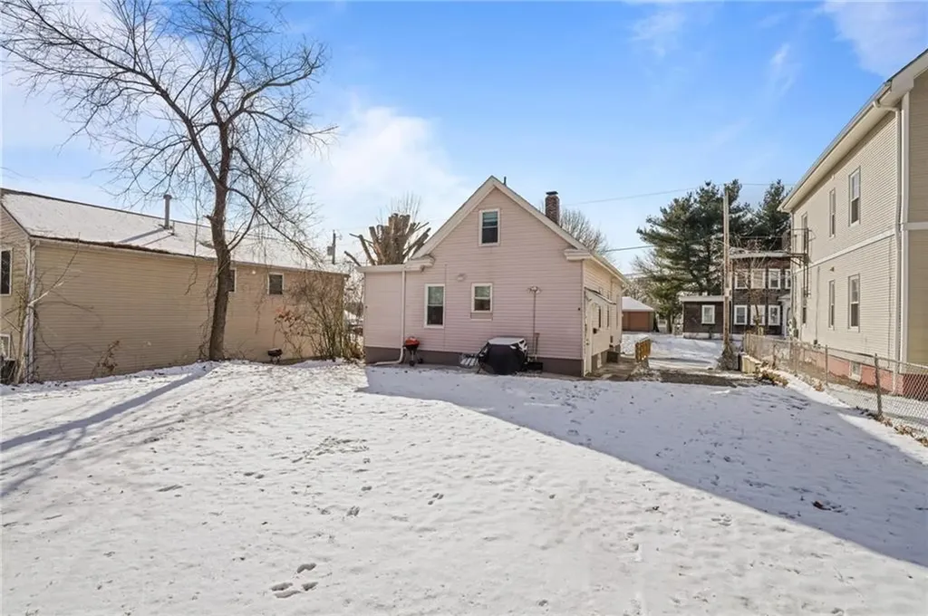 59 Morris Avenue Pawtucket RI 02860