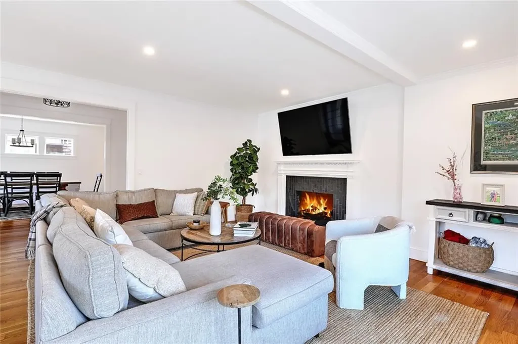 310 Elmgrove Avenue Providence RI 02906