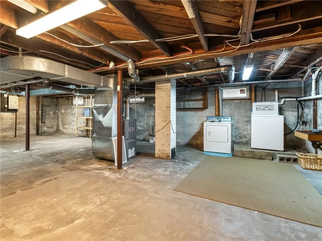 459 Harrington Avenue Warwick RI 02888