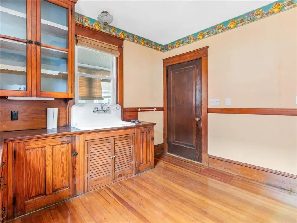 459 Harrington Avenue Warwick RI 02888