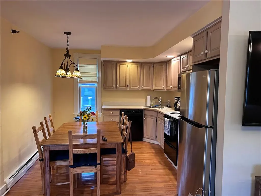 235 Spring Street Newport RI 02840