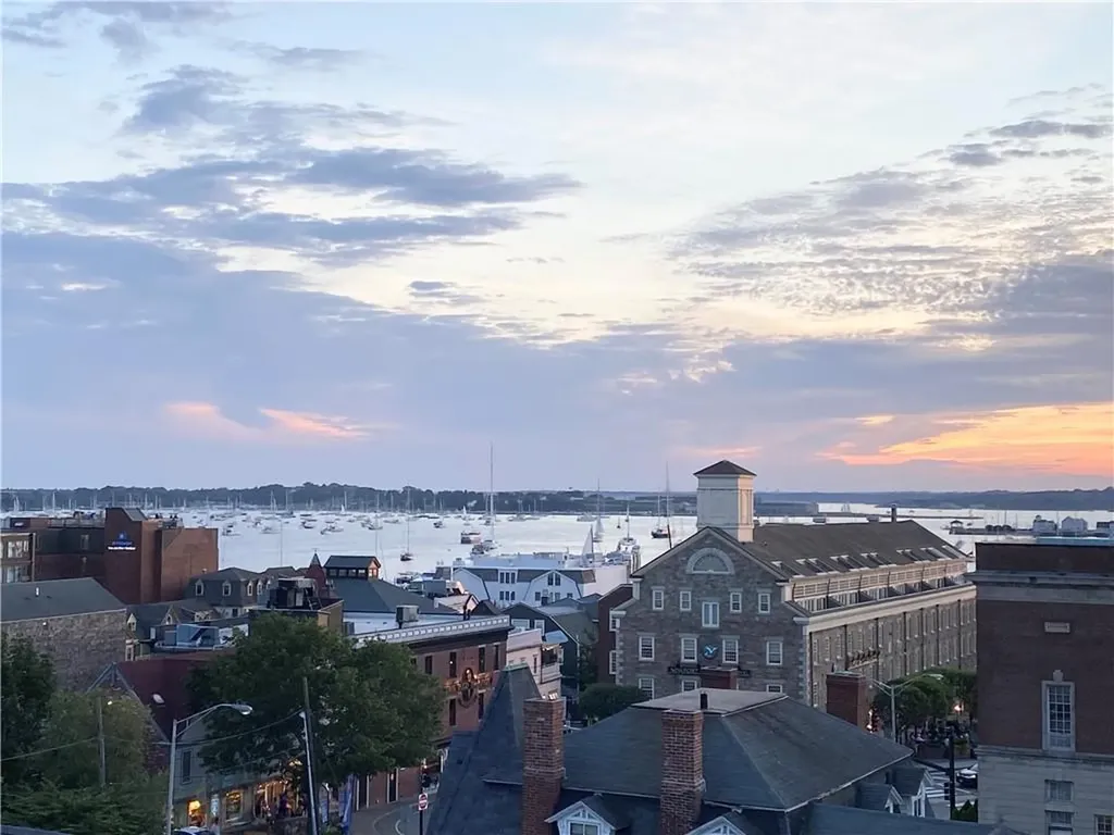 235 Spring Street Newport RI 02840