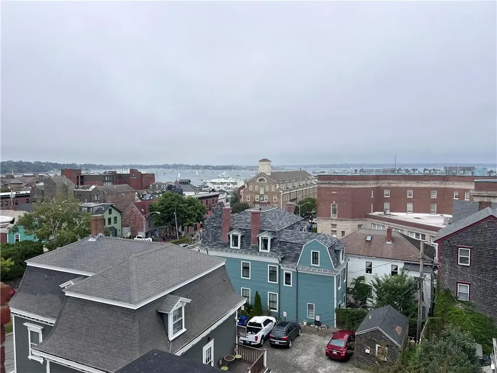 235 Spring Street Newport RI 02840