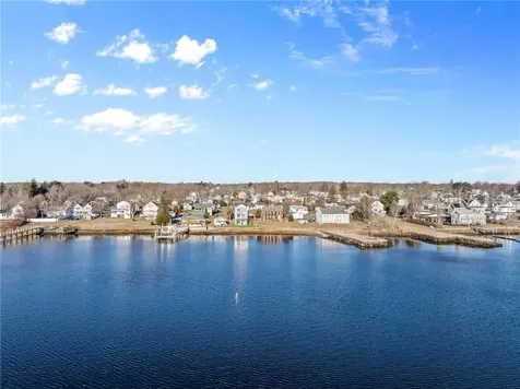 2442 Riverside Avenue Somerset MA 02726