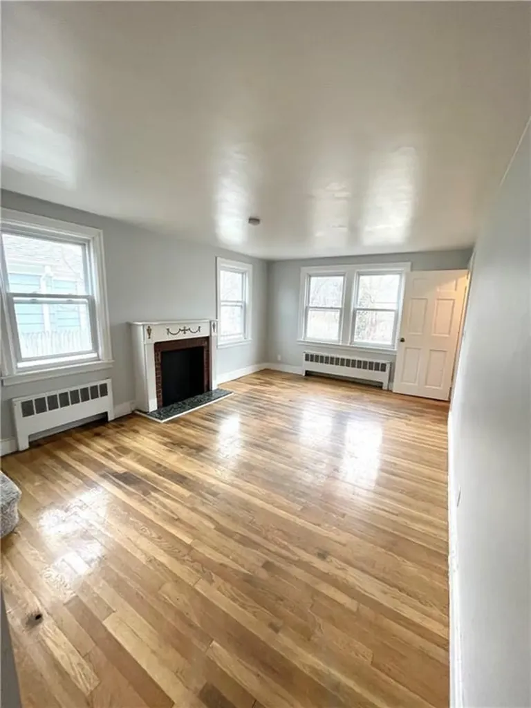 8 Crandall Street Providence RI 02908