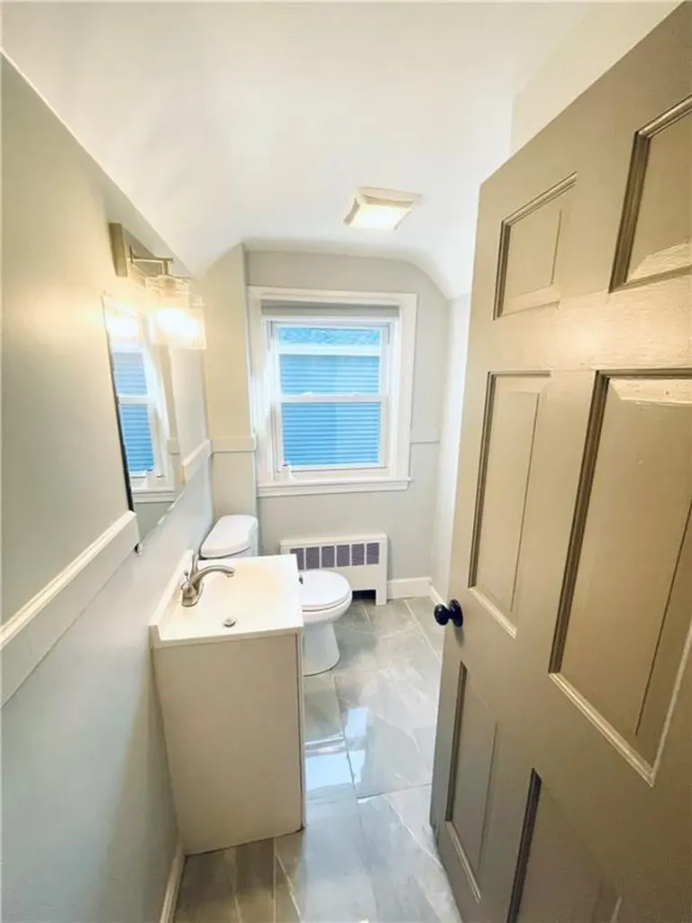 8 Crandall Street Providence RI 02908