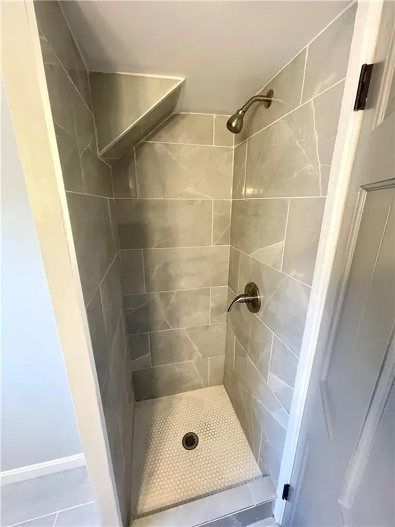 8 Crandall Street Providence RI 02908