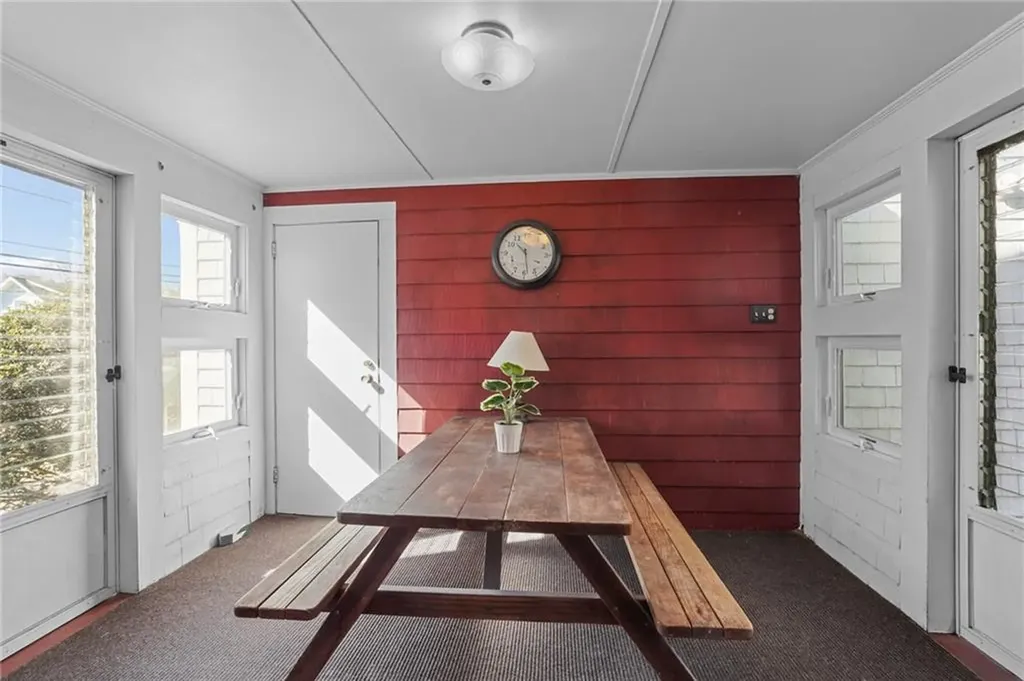 46 Lincoln Avenue Barrington RI 02806