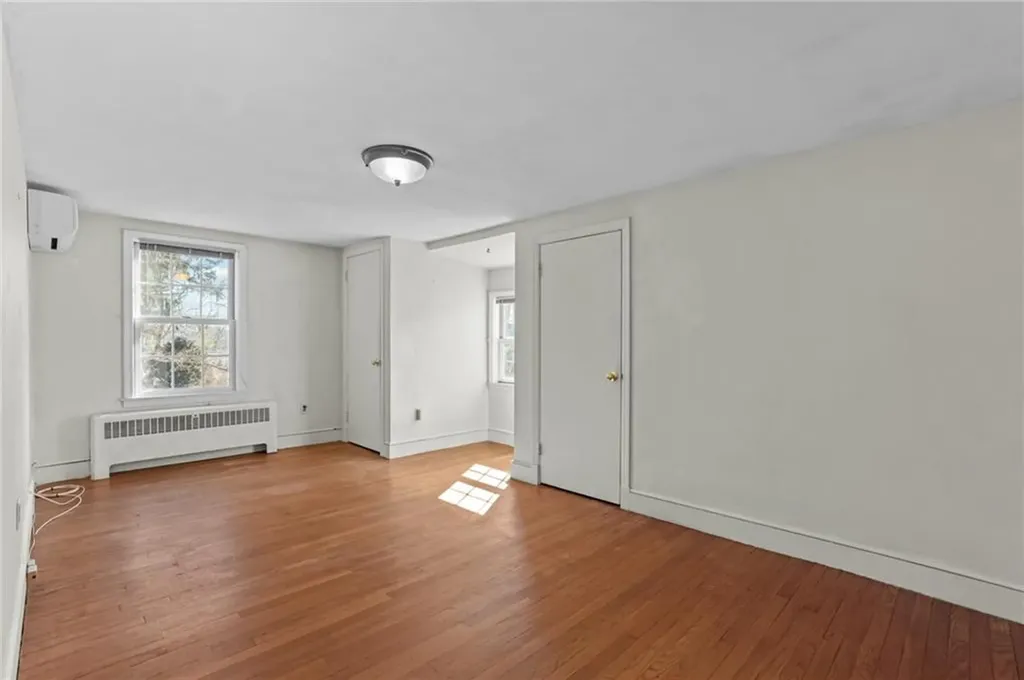 46 Lincoln Avenue Barrington RI 02806