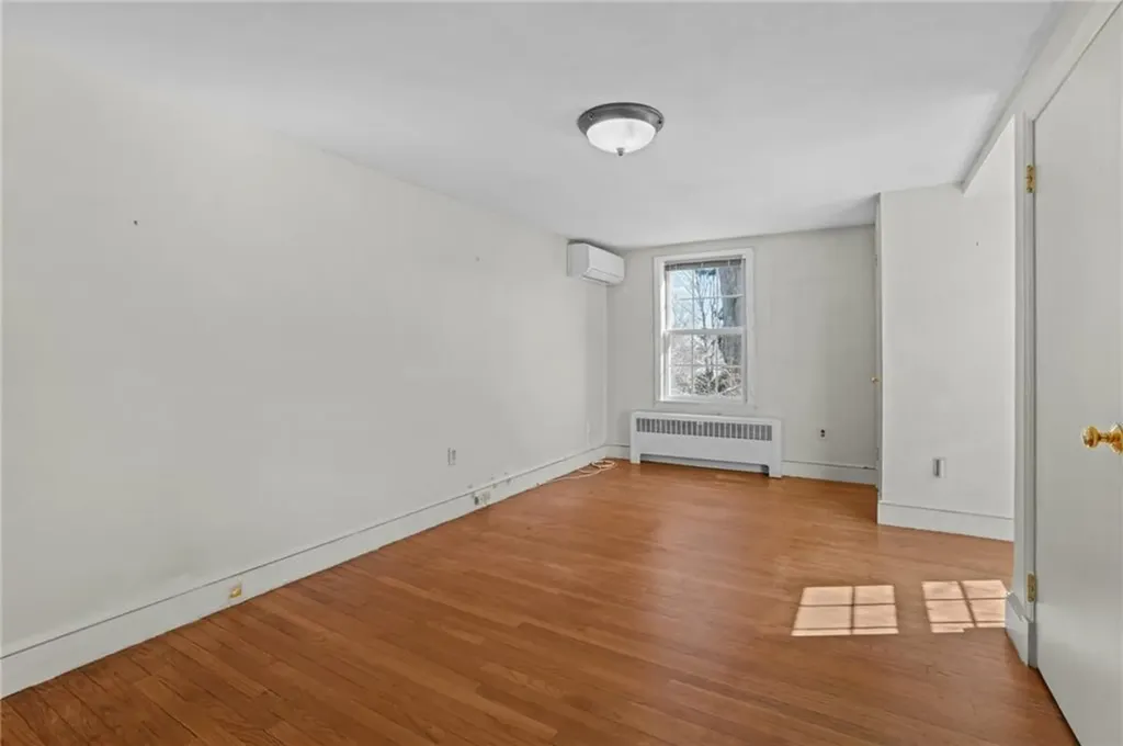 46 Lincoln Avenue Barrington RI 02806
