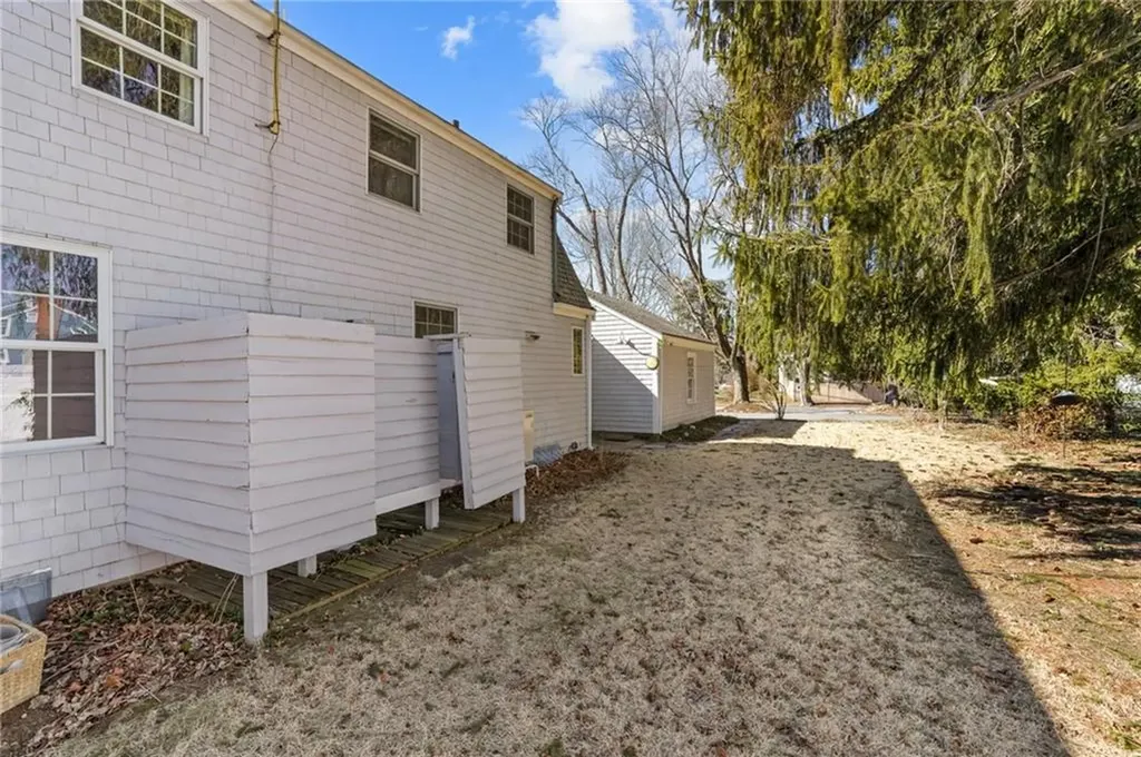 46 Lincoln Avenue Barrington RI 02806