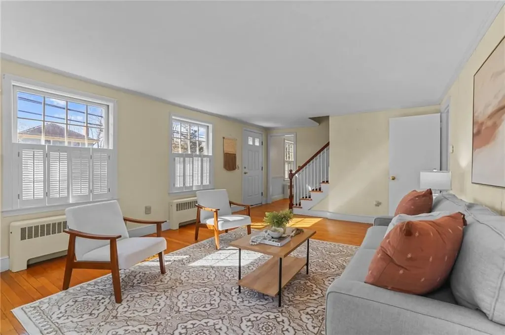 46 Lincoln Avenue Barrington RI 02806