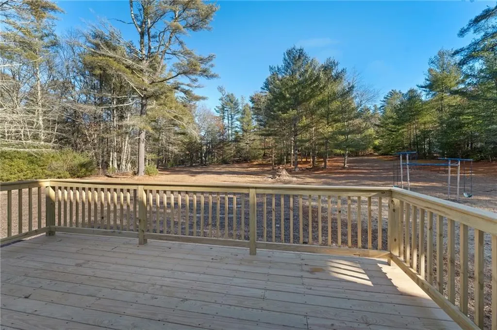 307 Old Coach Road Charlestown RI 02813