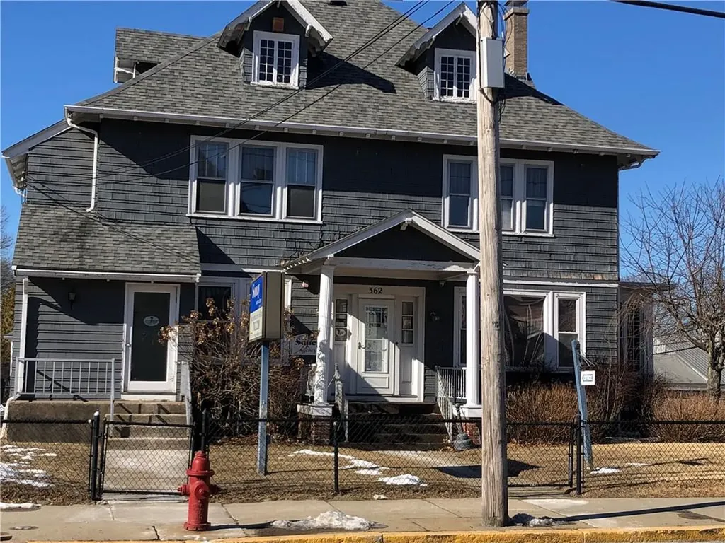 366 Rathbun Street Woonsocket RI 02895