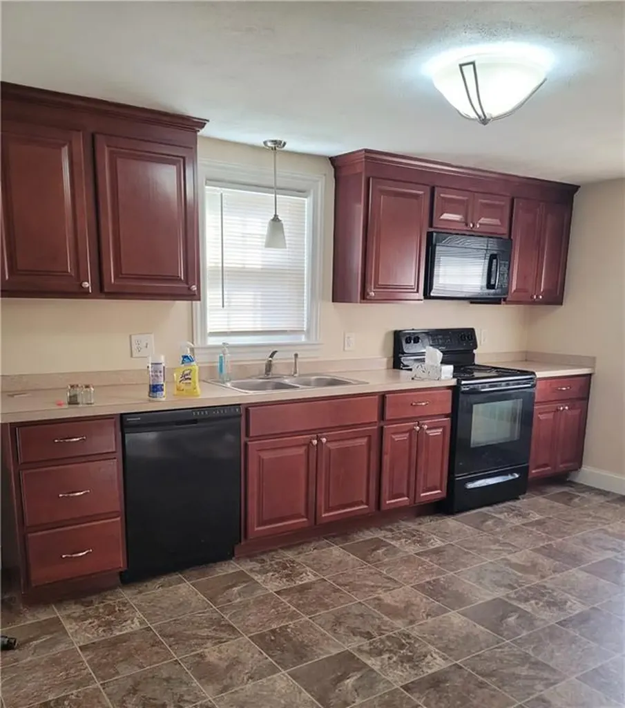 55 Forest Street Pawtucket RI 02860