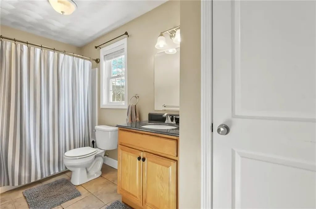 110 Winter Avenue Warwick RI 02889