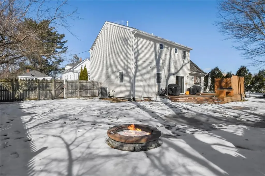 110 Winter Avenue Warwick RI 02889