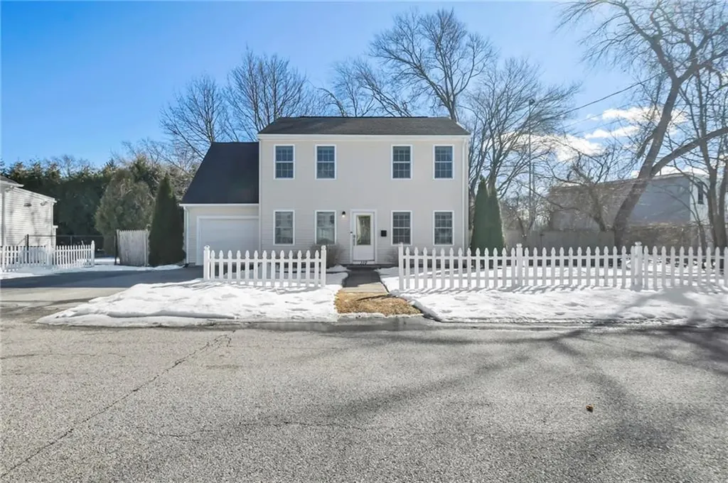 110 Winter Avenue Warwick RI 02889