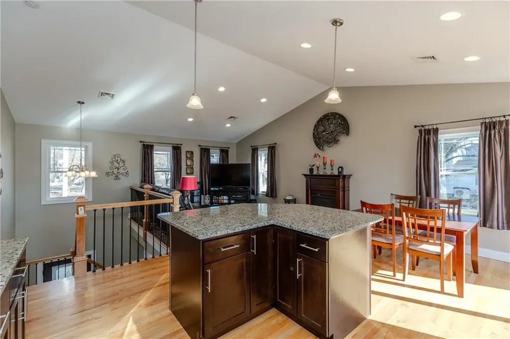 23 Fairhaven Avenue Warwick RI 02889