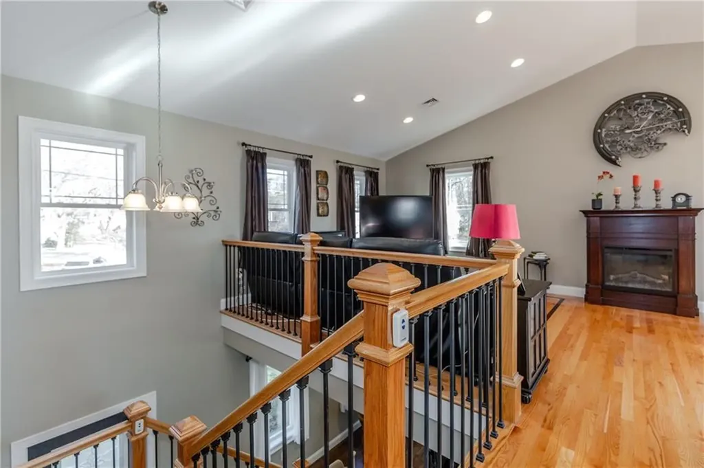 23 Fairhaven Avenue Warwick RI 02889