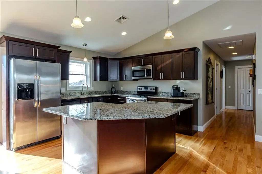 23 Fairhaven Avenue Warwick RI 02889