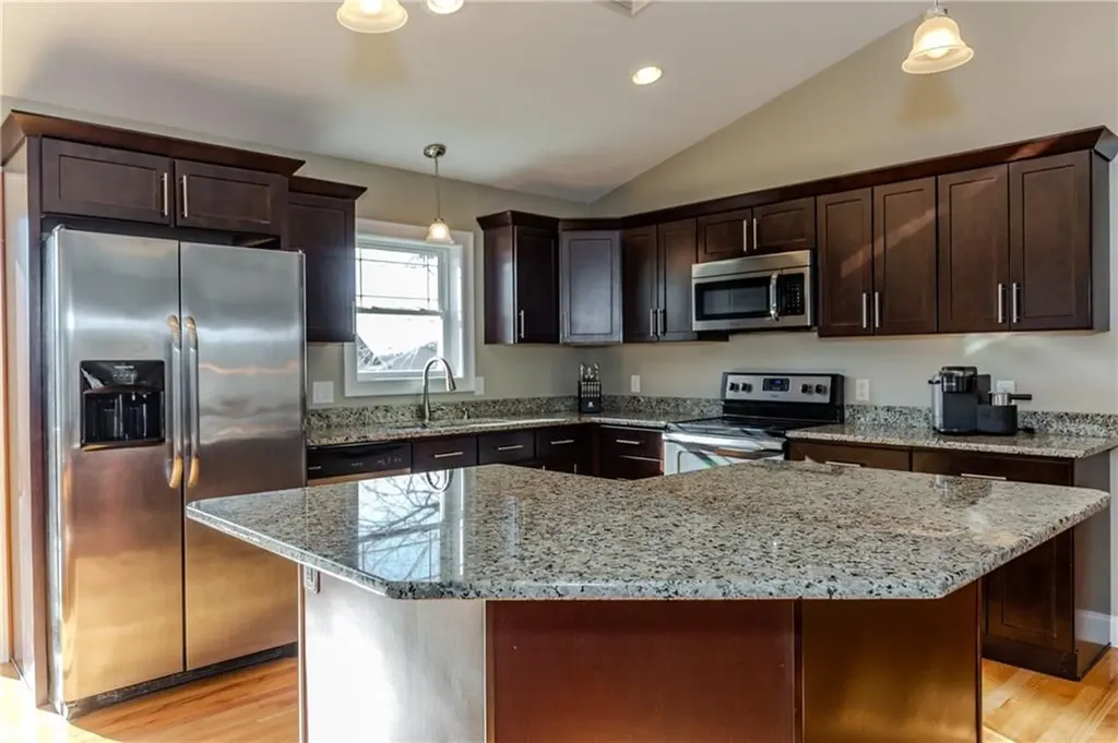 23 Fairhaven Avenue Warwick RI 02889